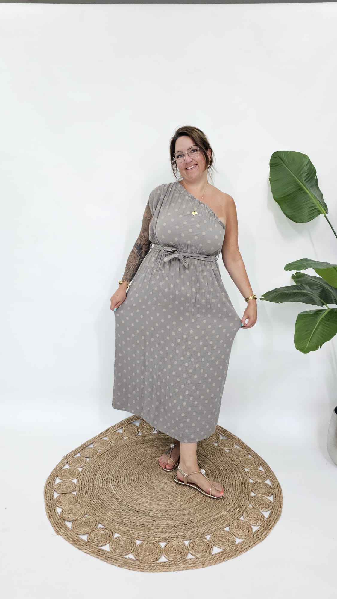 MOUSSELINE ONE SHOULDER DOTS - 2147