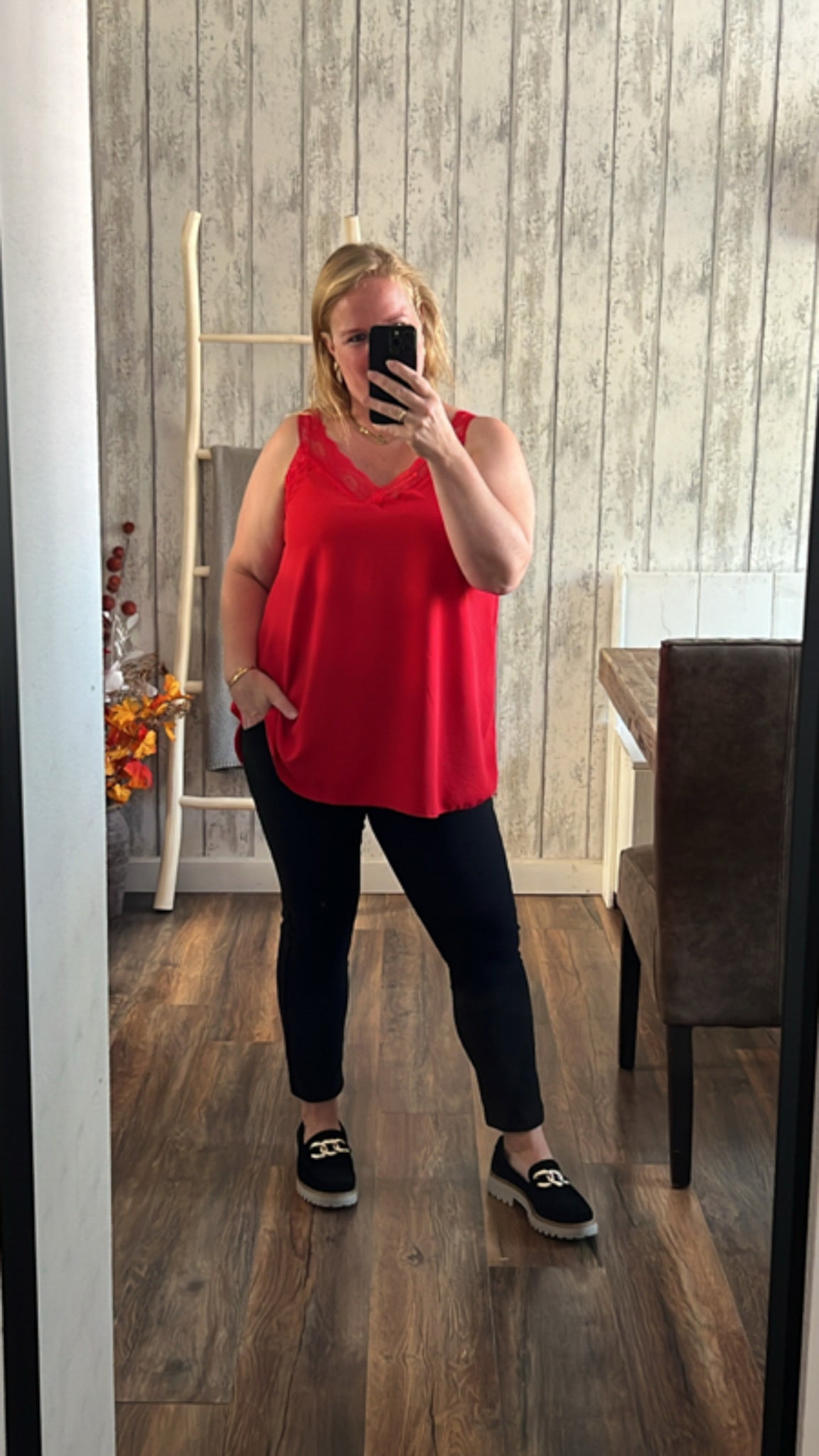 ESSIE TOP MIT SPITZE - 1288