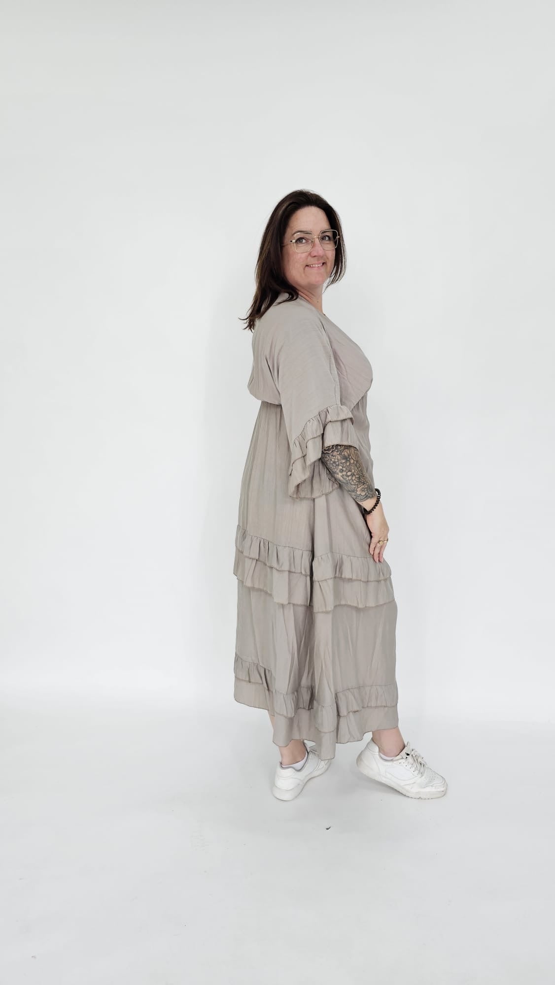 CHIC JURK MET RUFFELMOUW - 2070