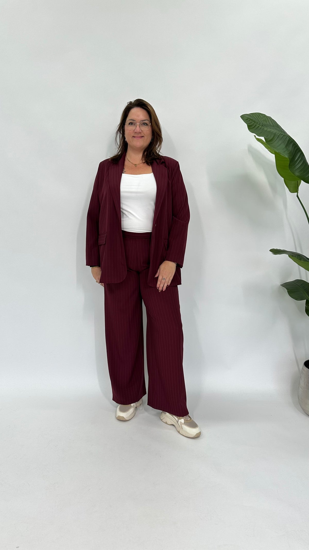 KRIJTSTREEP PANTALON BURGUNDY