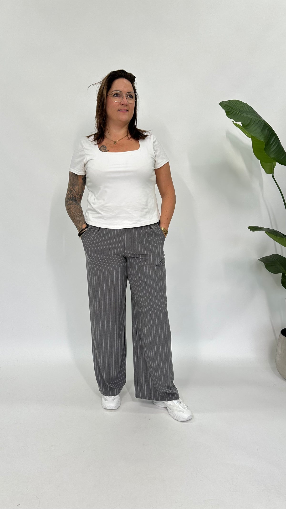 KRIJTSTREEP PANTALON GRIJS