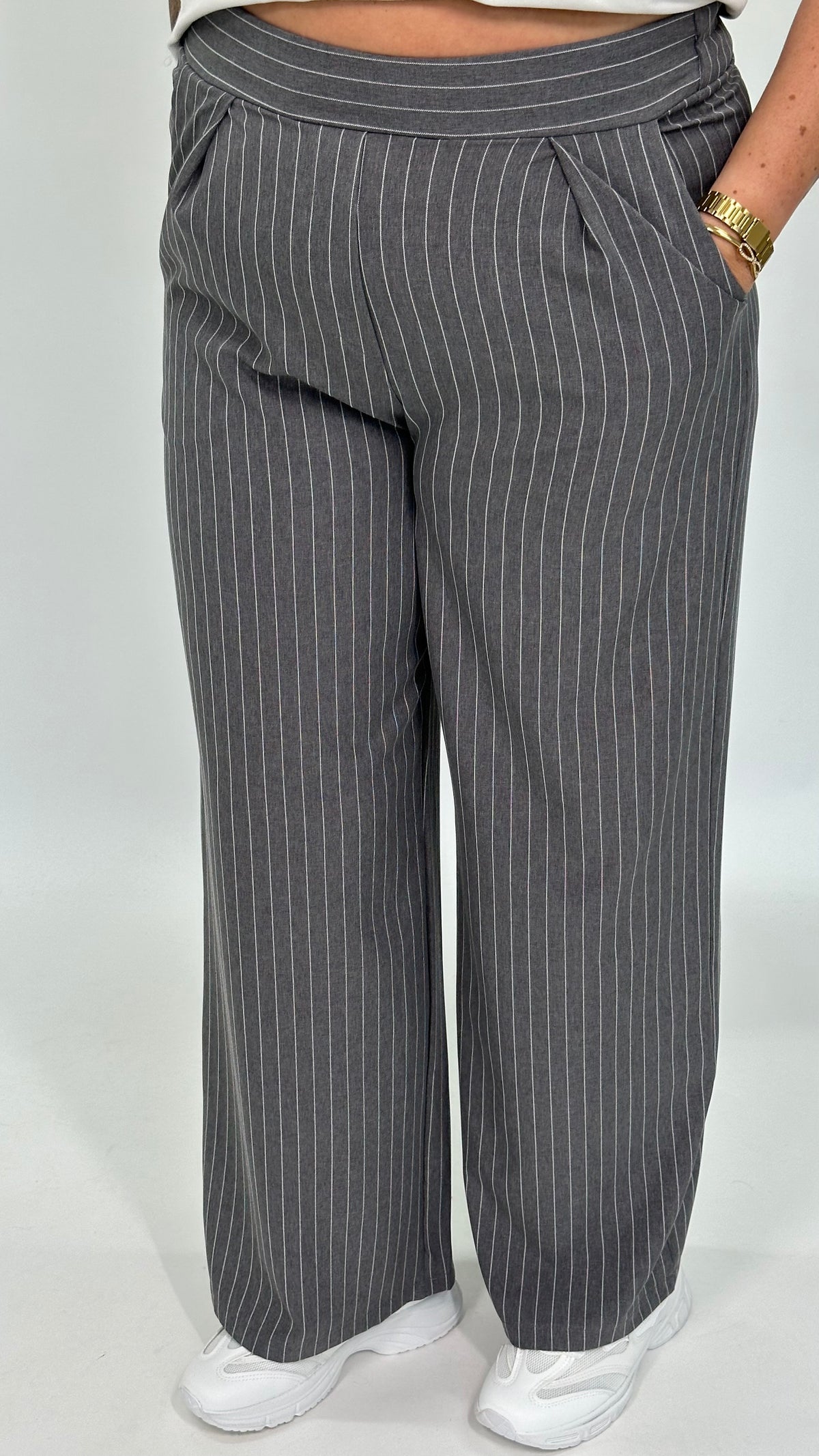 KRIJTSTREEP PANTALON GRIJS