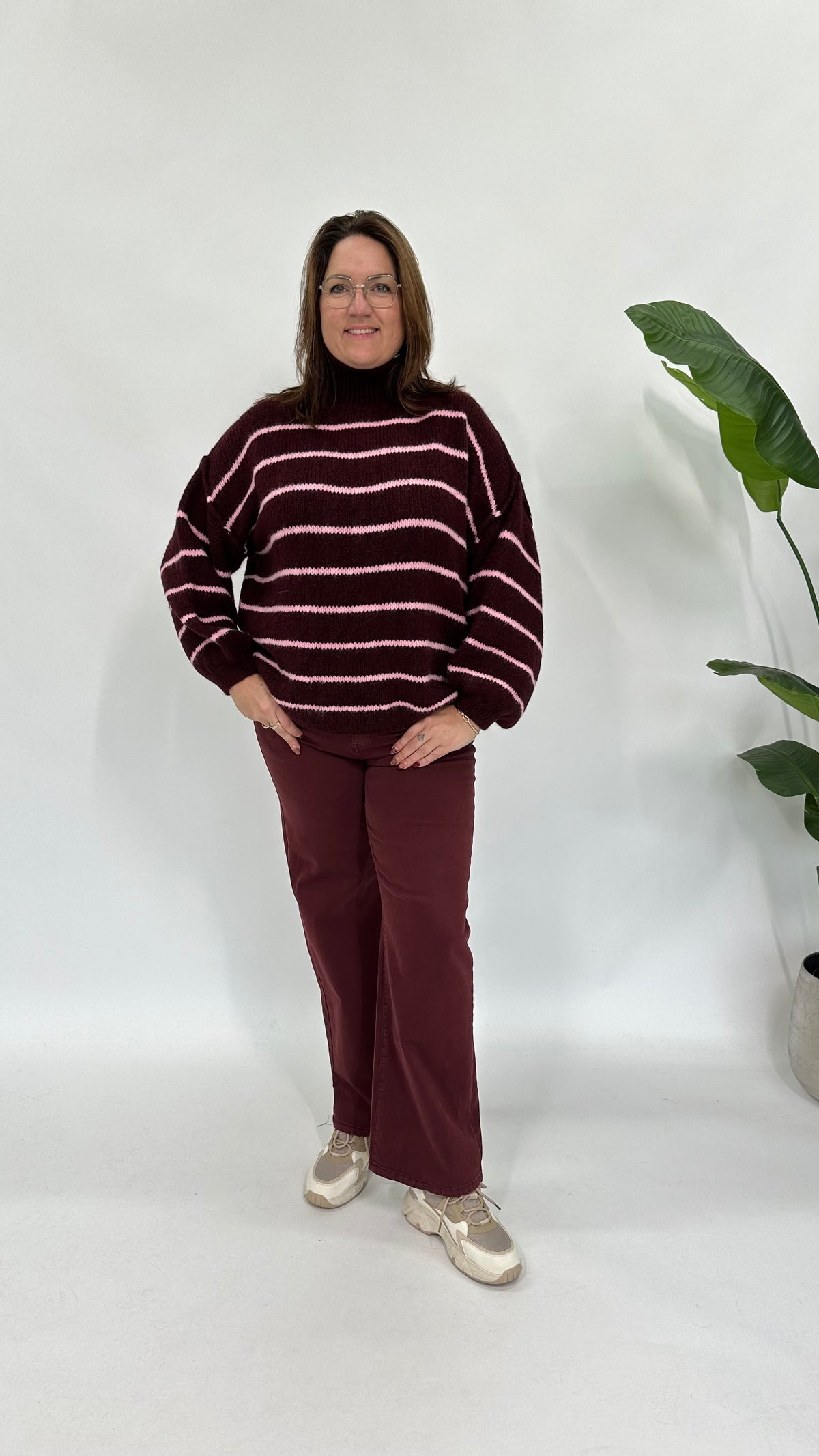 STREEP KNIT MET BALLONMOUW BURGUNDY
