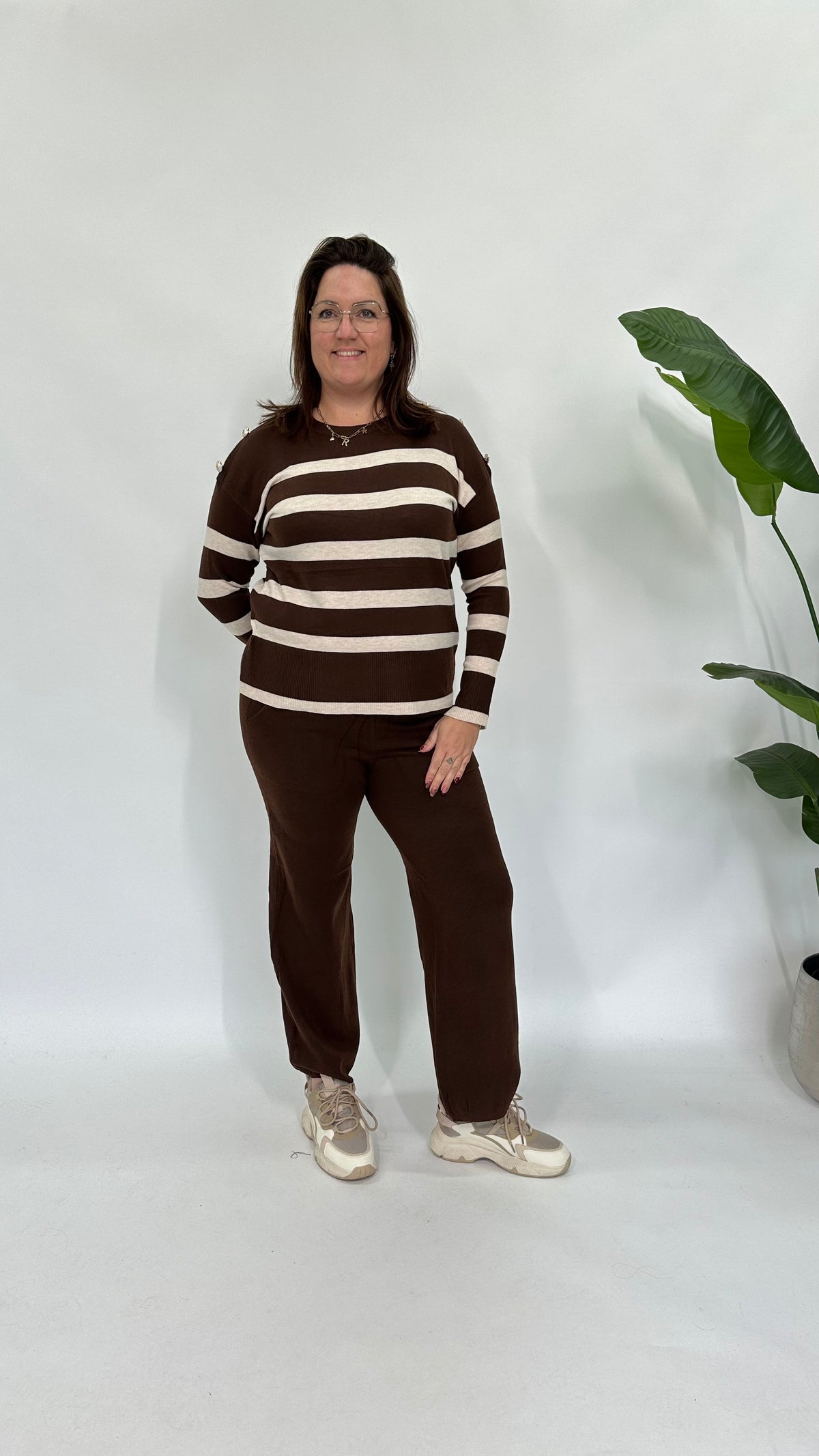 STREEP & KNOOP COMFY SET CHOCO