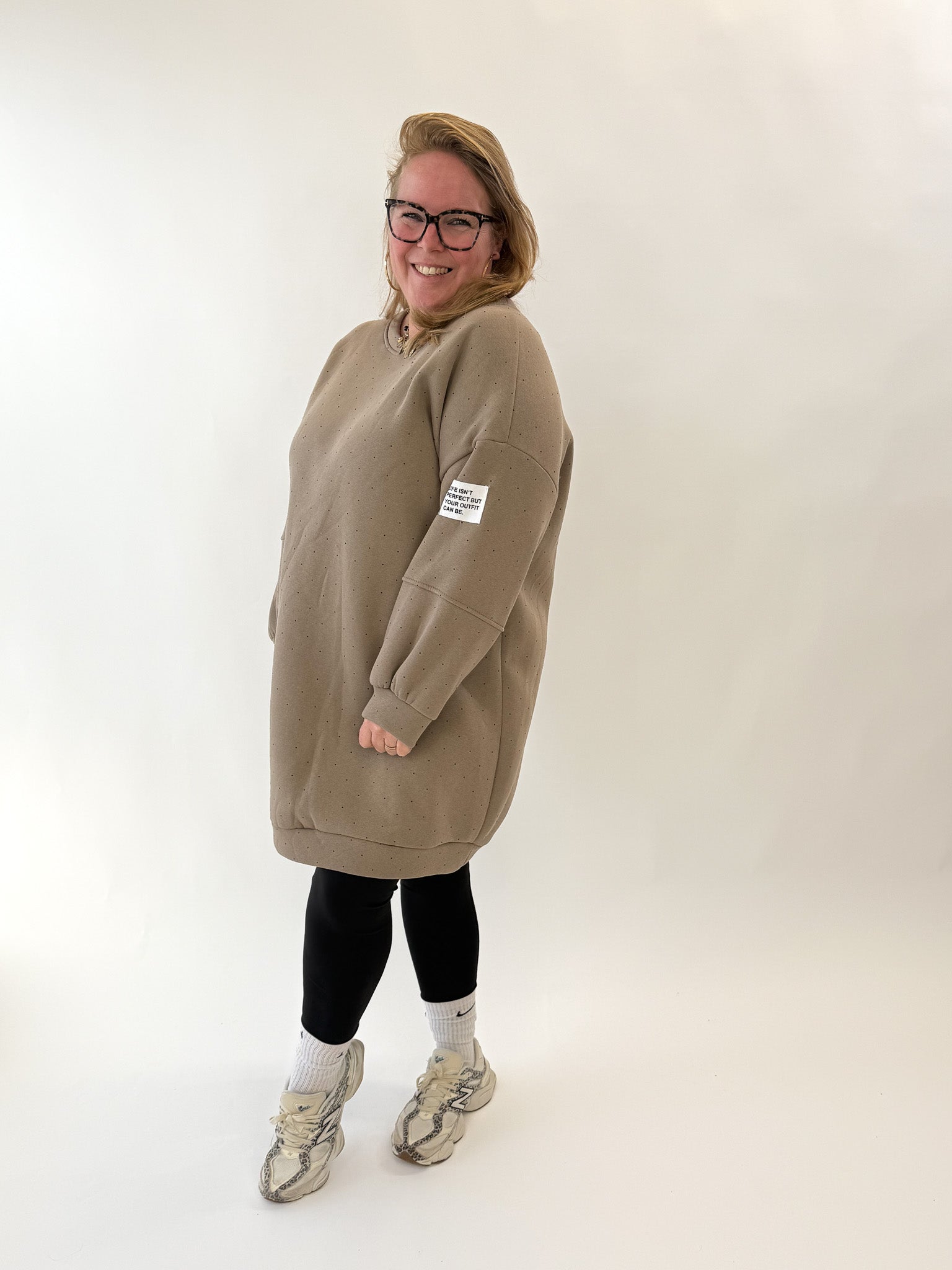 LIFE ISN'T PERFECT SWEATER JURK - 1884