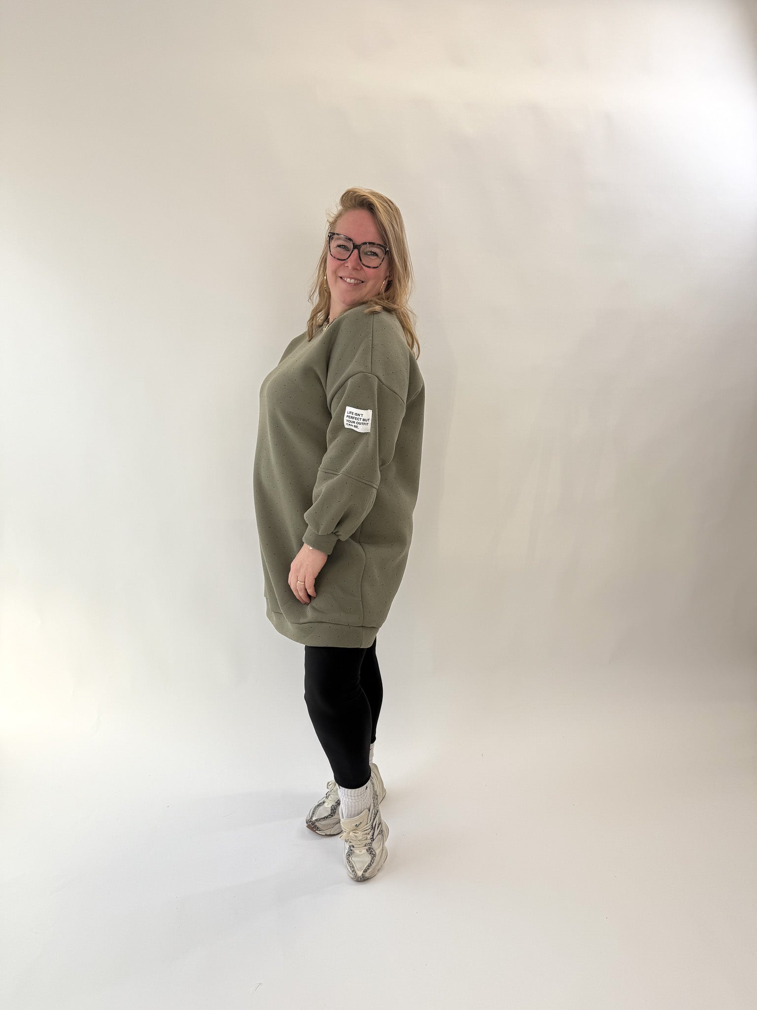 LIFE ISN'T PERFECT SWEATER JURK - 1884