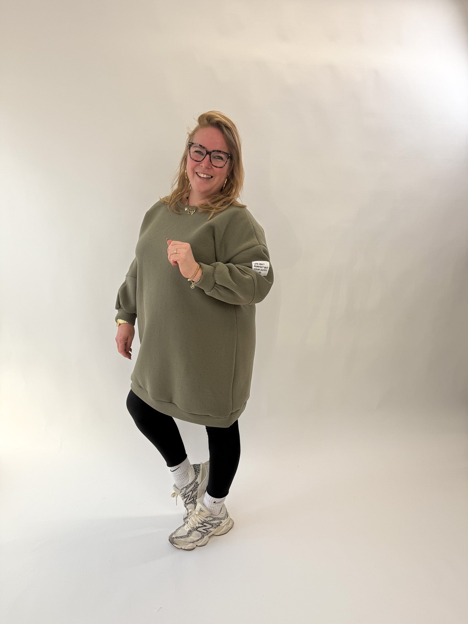 LIFE ISN'T PERFECT SWEATER JURK - 1884