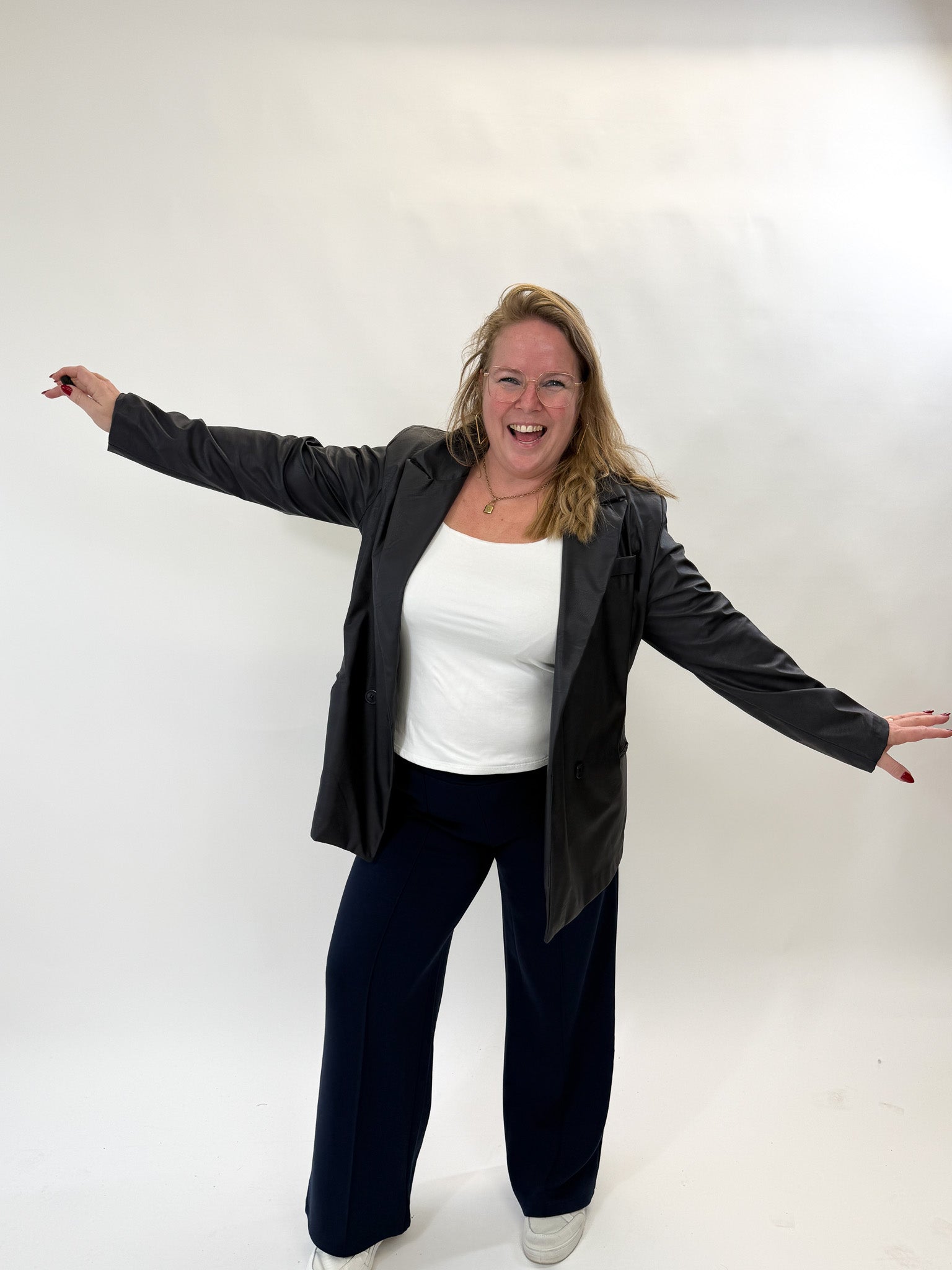 AVY 2-TEILIGES SET - 8 KLEINE