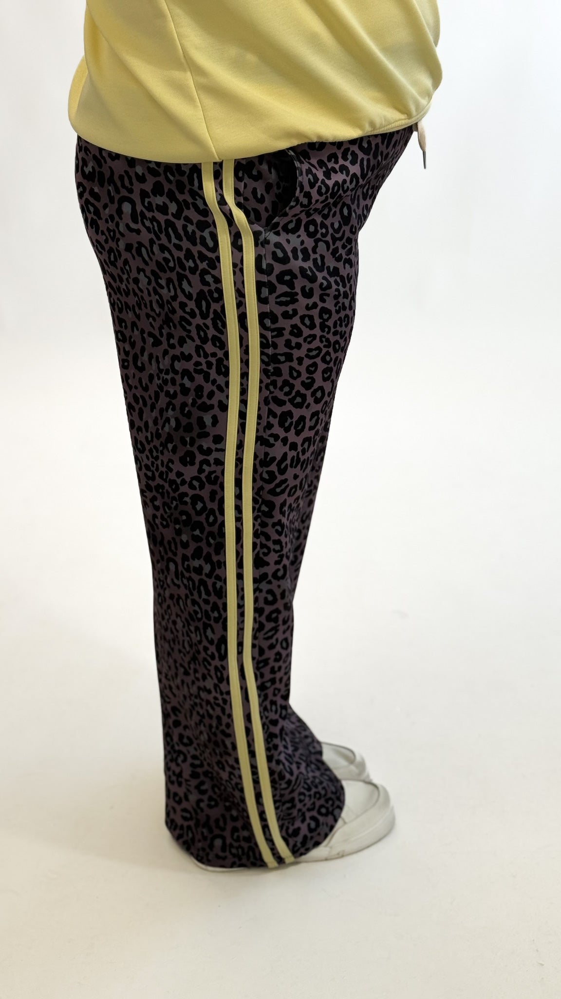 FLAIR REISEHOSE (36 bis 52) - ZWART