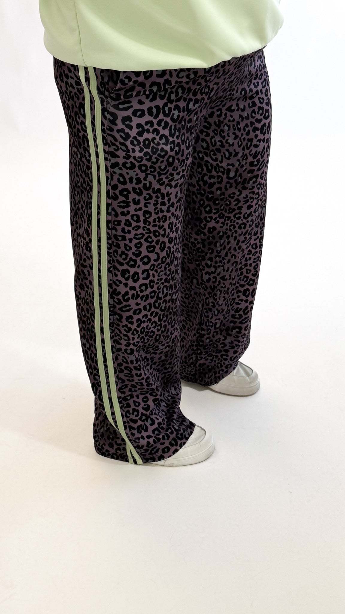 FLAIR REISEHOSE (36 bis 52) - ZWART