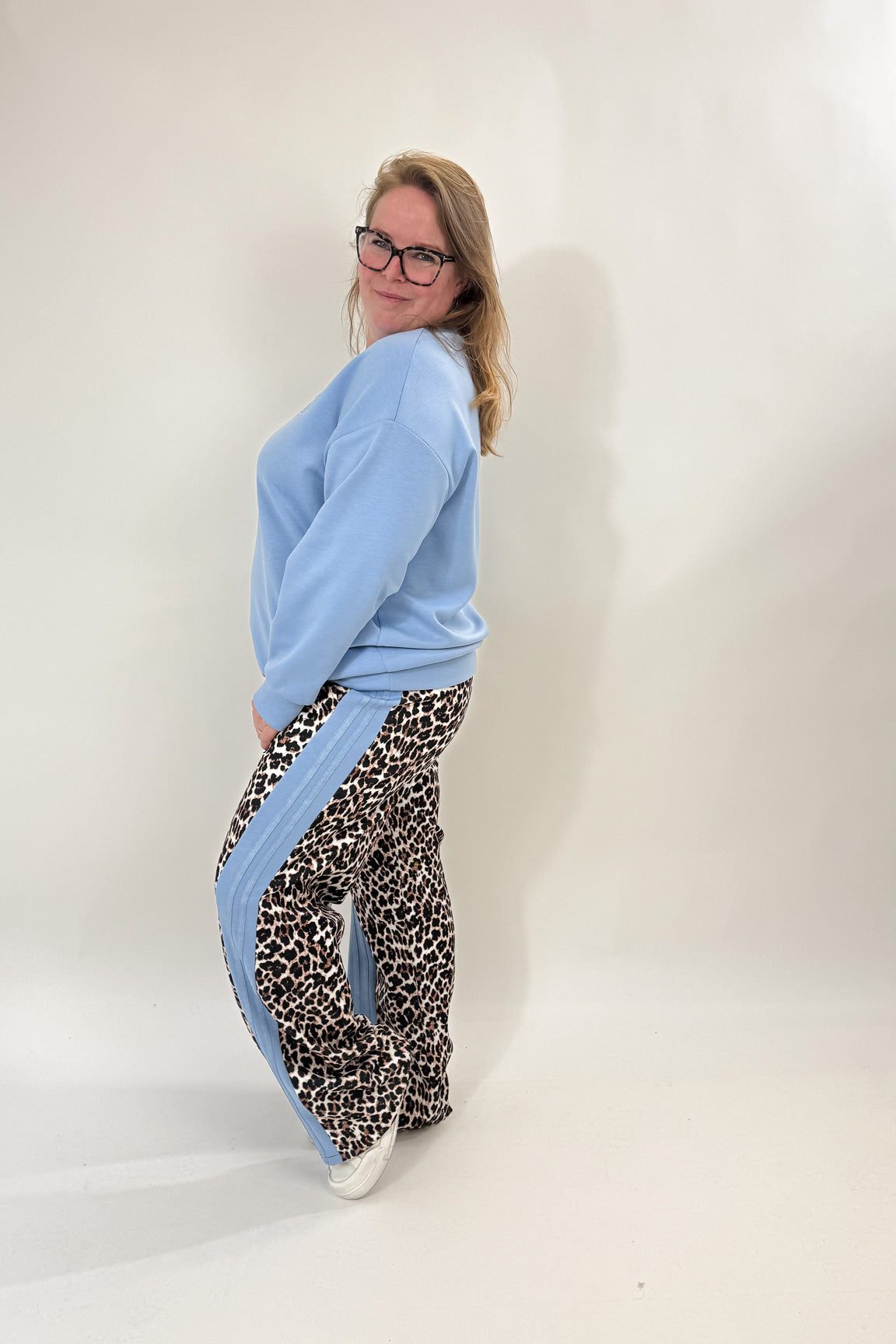 FLAIR REISEHOSE (36 bis 52) - ZWART