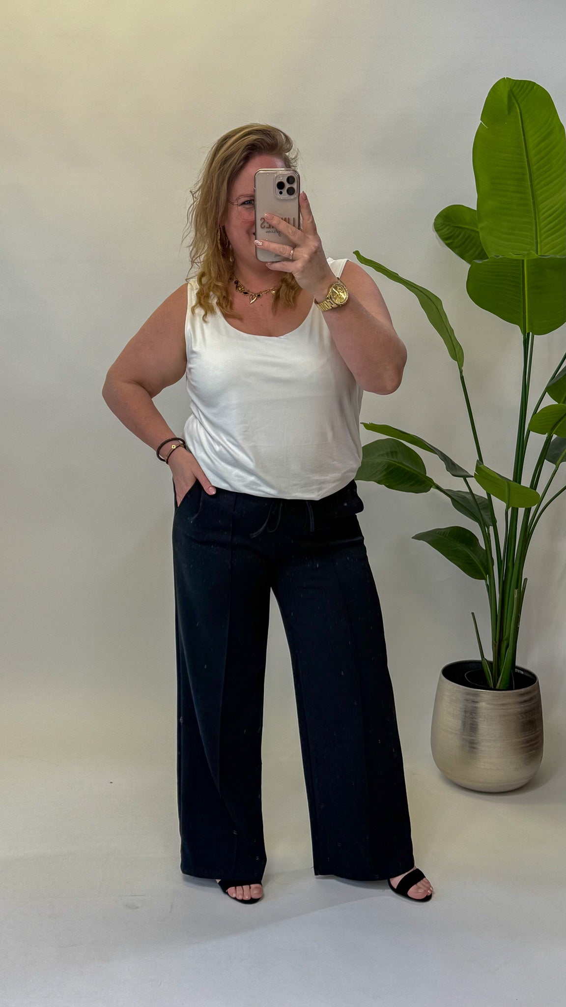 JOGGER-HOSE (40 B/M 48+) – 3 KLEID