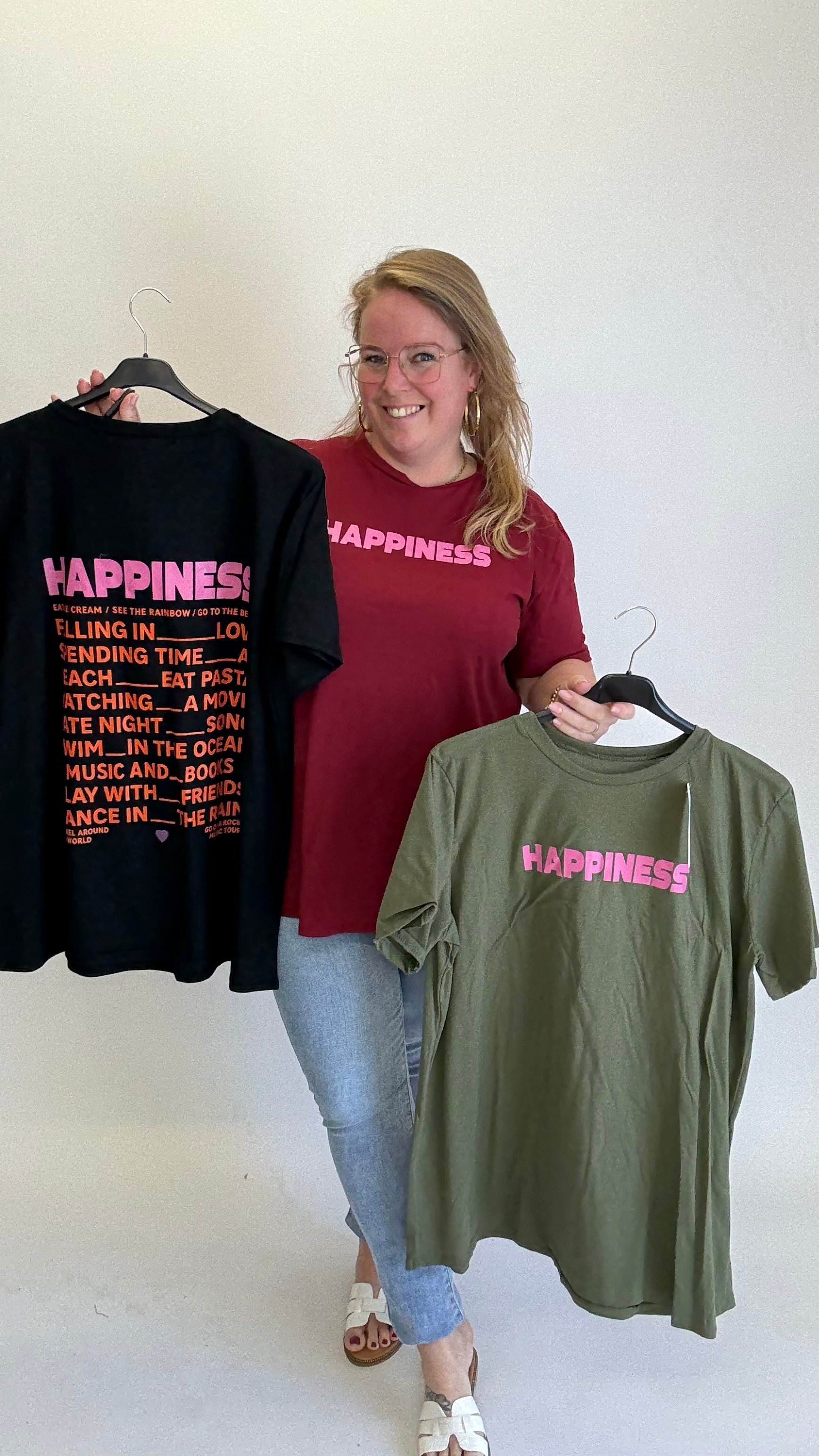 HAPPINES T-SHIRT