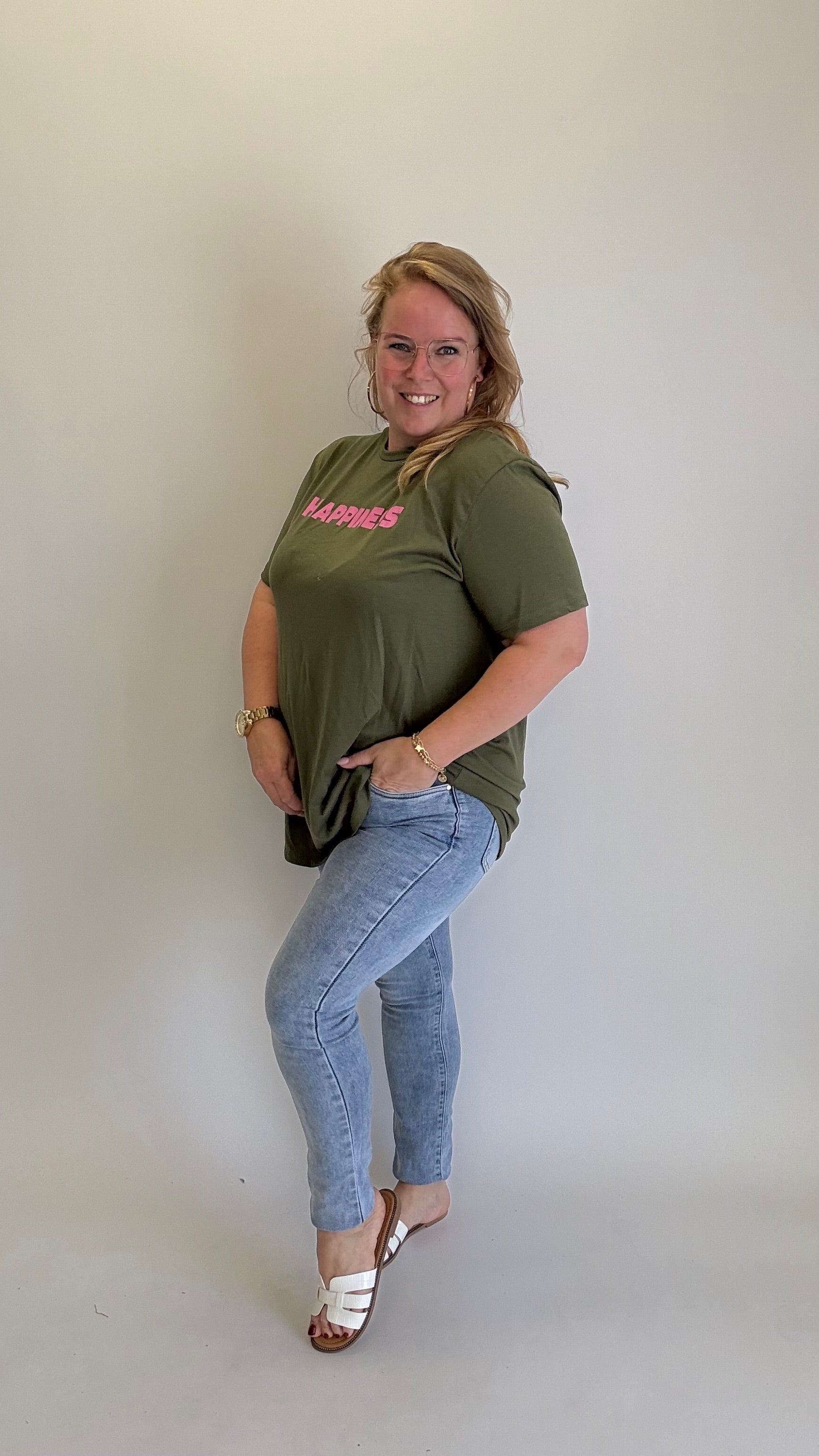 HAPPINES T-SHIRT