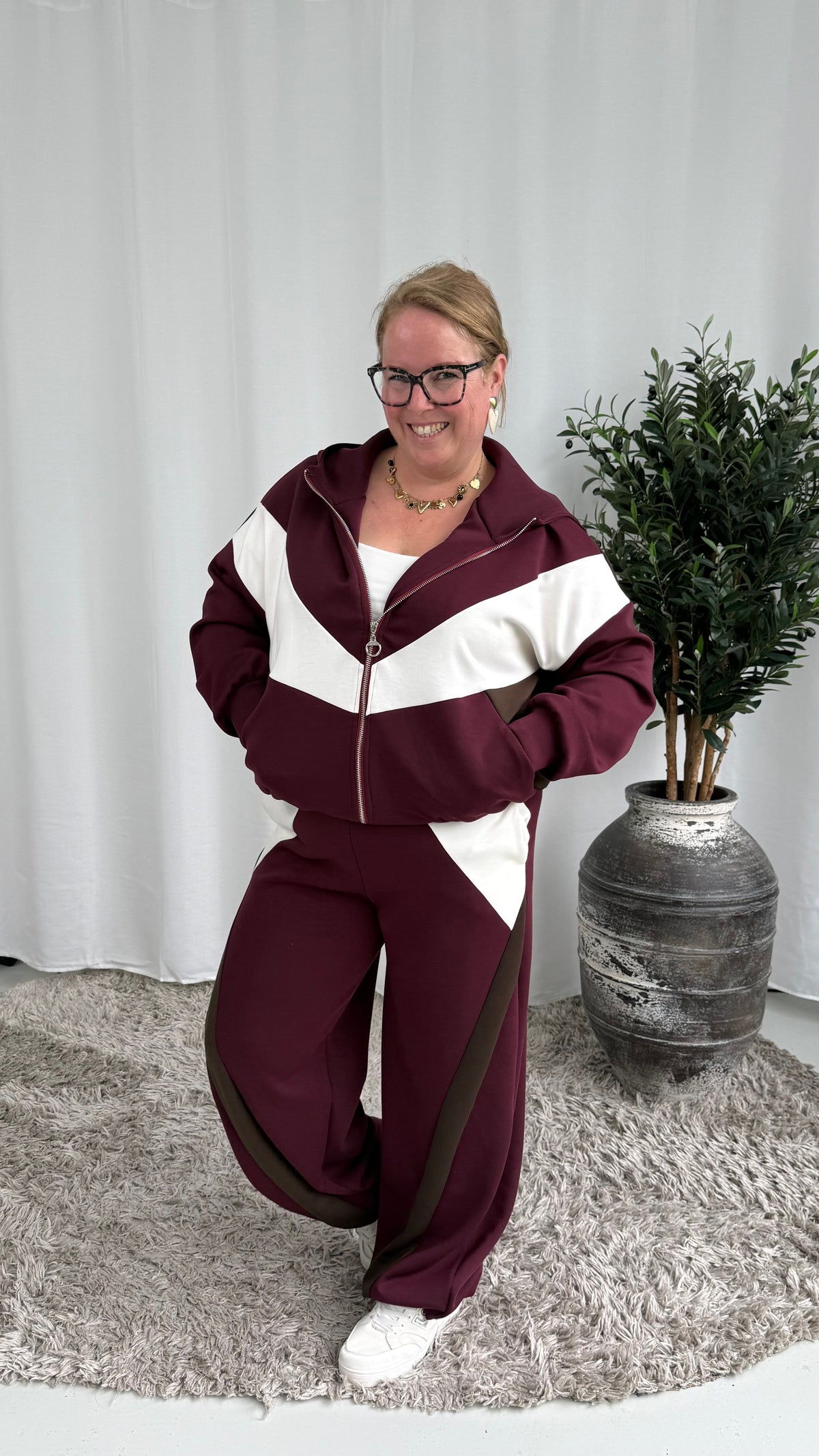 STREEP SET MET BARREL BROEK BURGUNDY