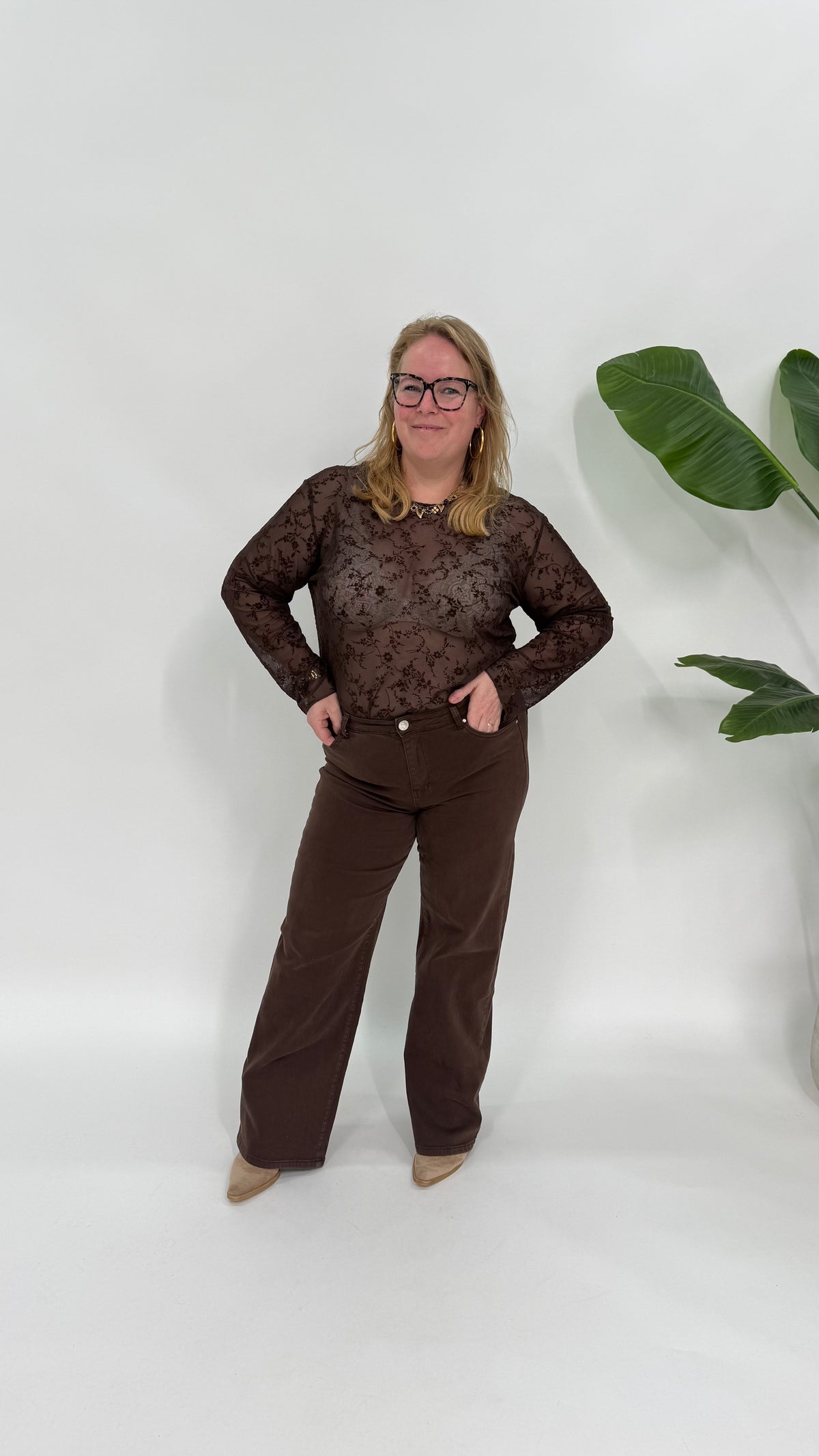 LACE TOP FLOWERS ESPRESSO