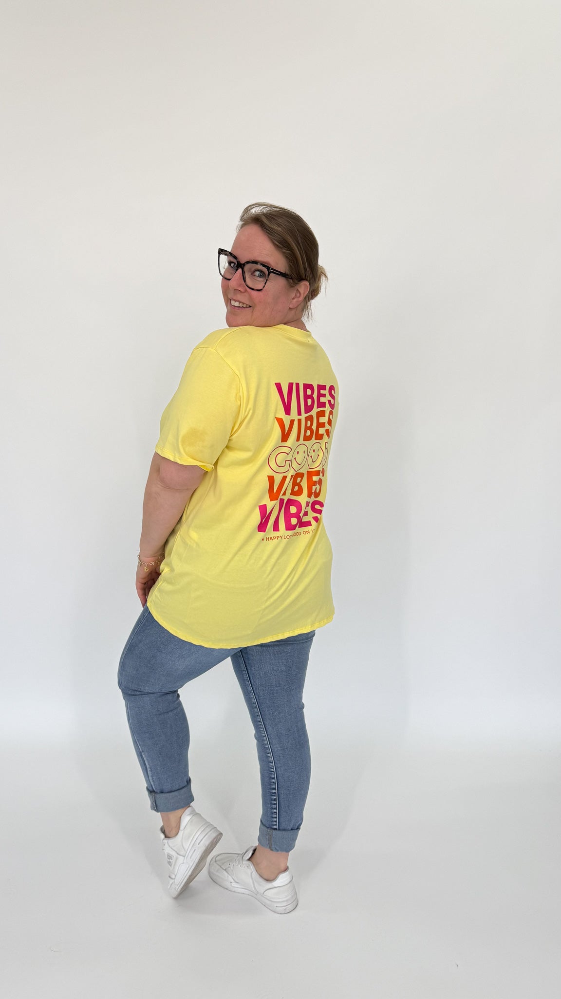 GOOD VIBES T-SHIRT - 1967