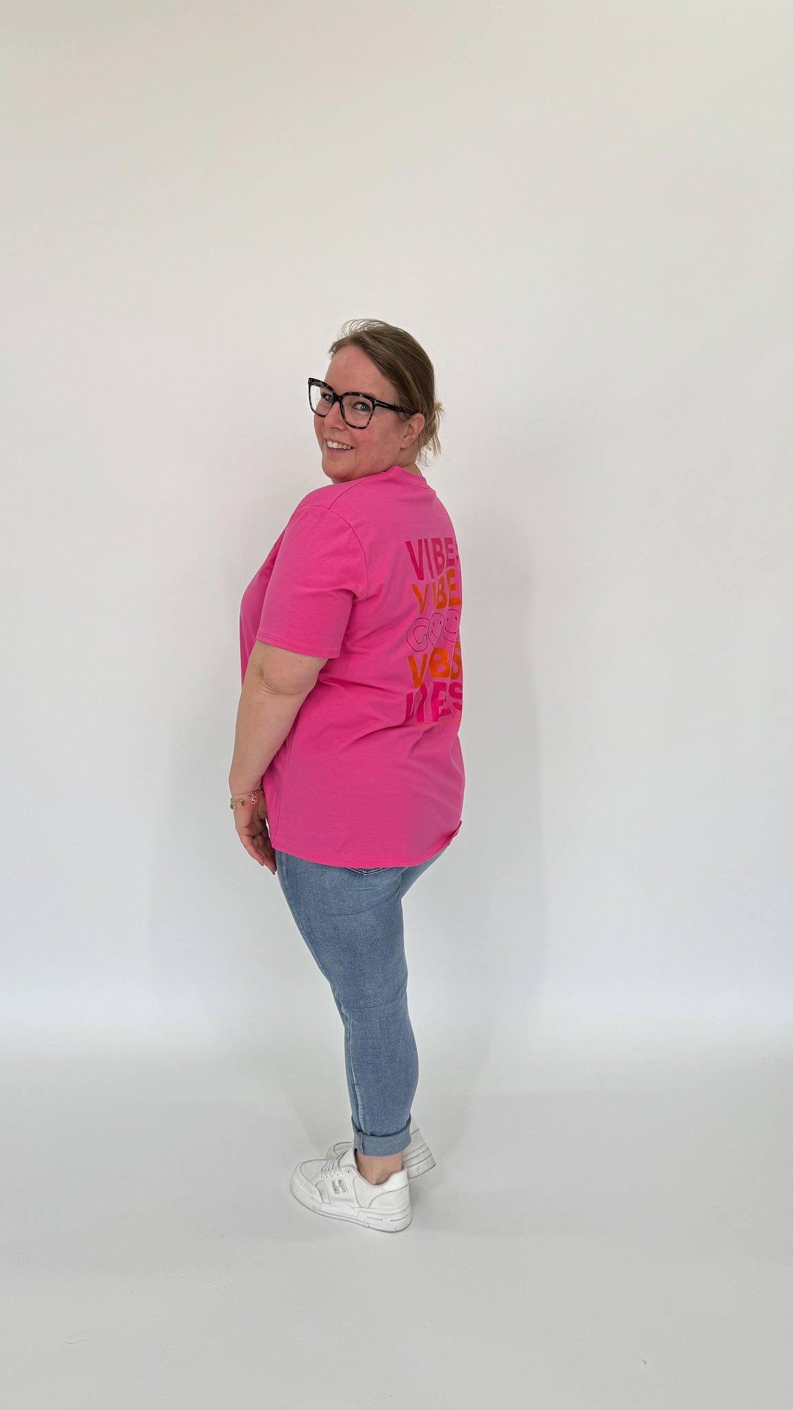 GOOD VIBES T-SHIRT - 1967