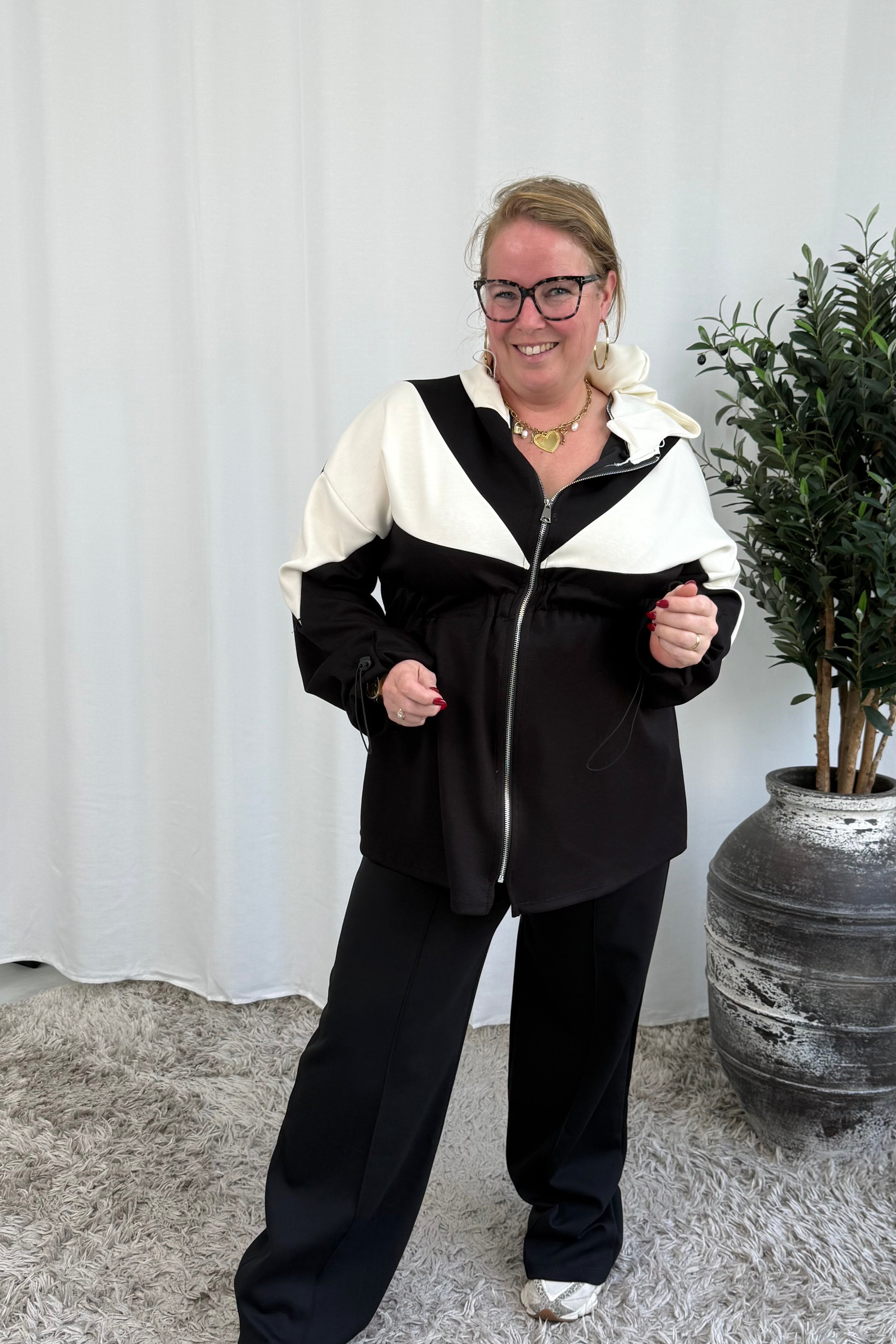 JOGGER JAS/TUNIEK ZWART