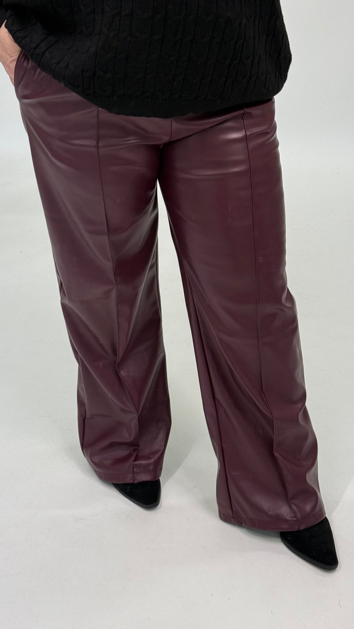 LEATHER LOOK PANTALON BURGUNDY