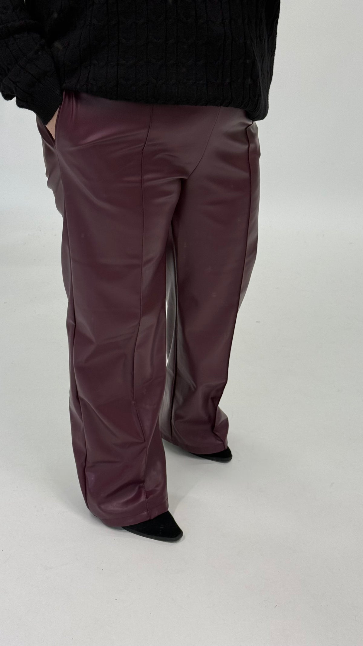 LEATHER LOOK PANTALON BURGUNDY