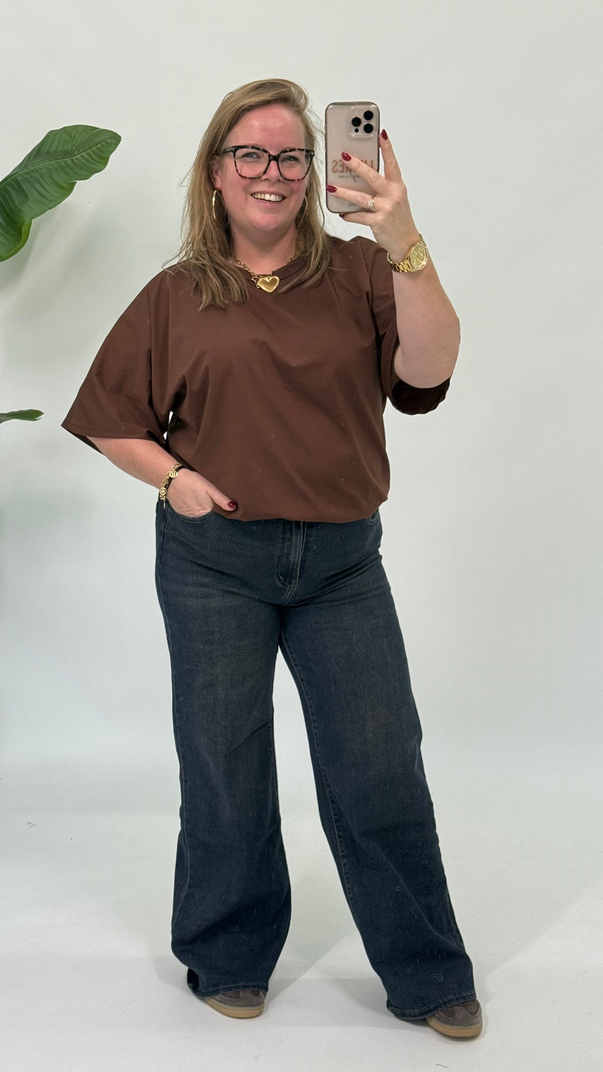 REDBERRY JEANS MET DONKERBRUINE WASSING WIDE LEGG