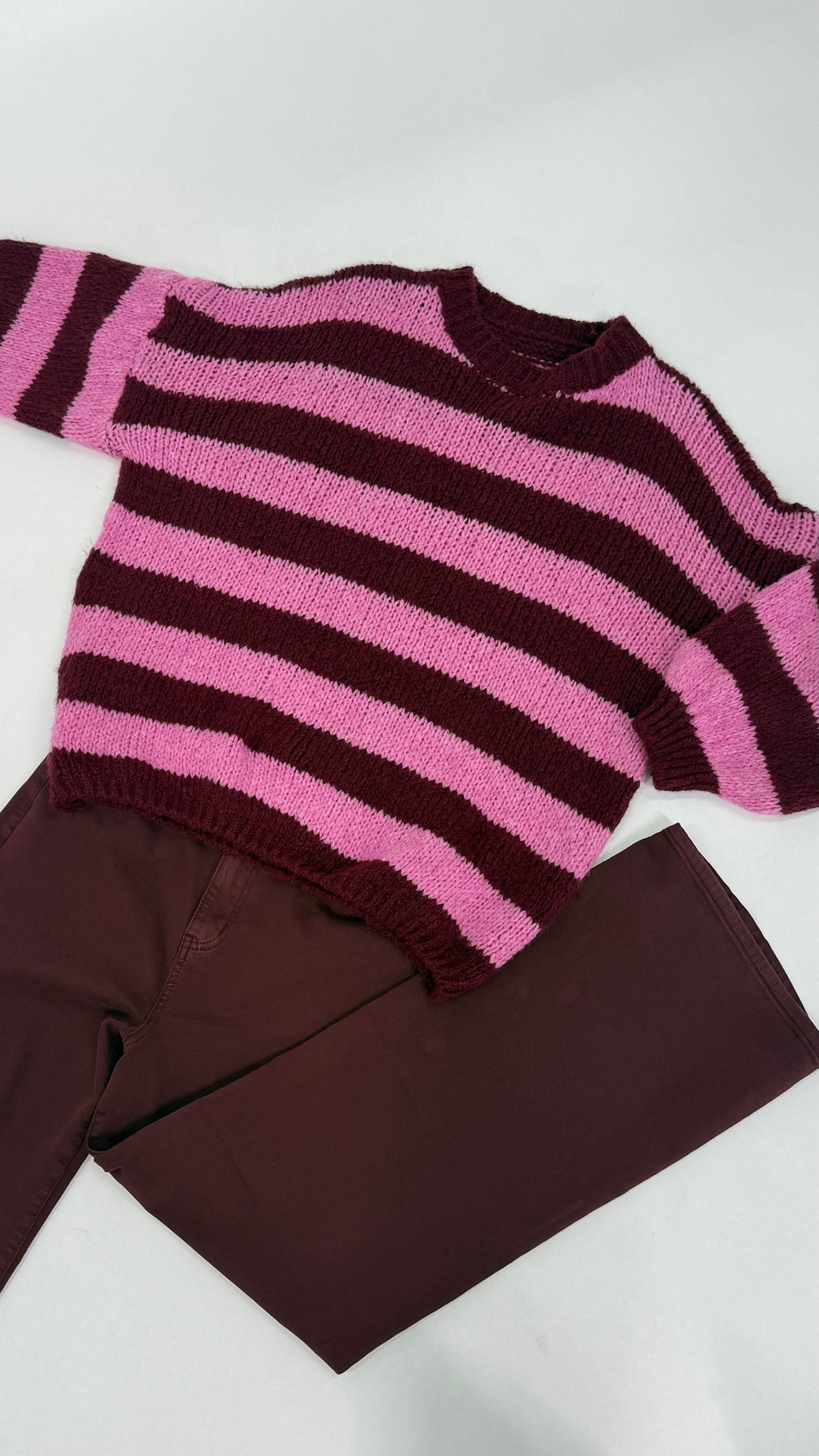 STREEP KNIT BURGUNDY/ROZE