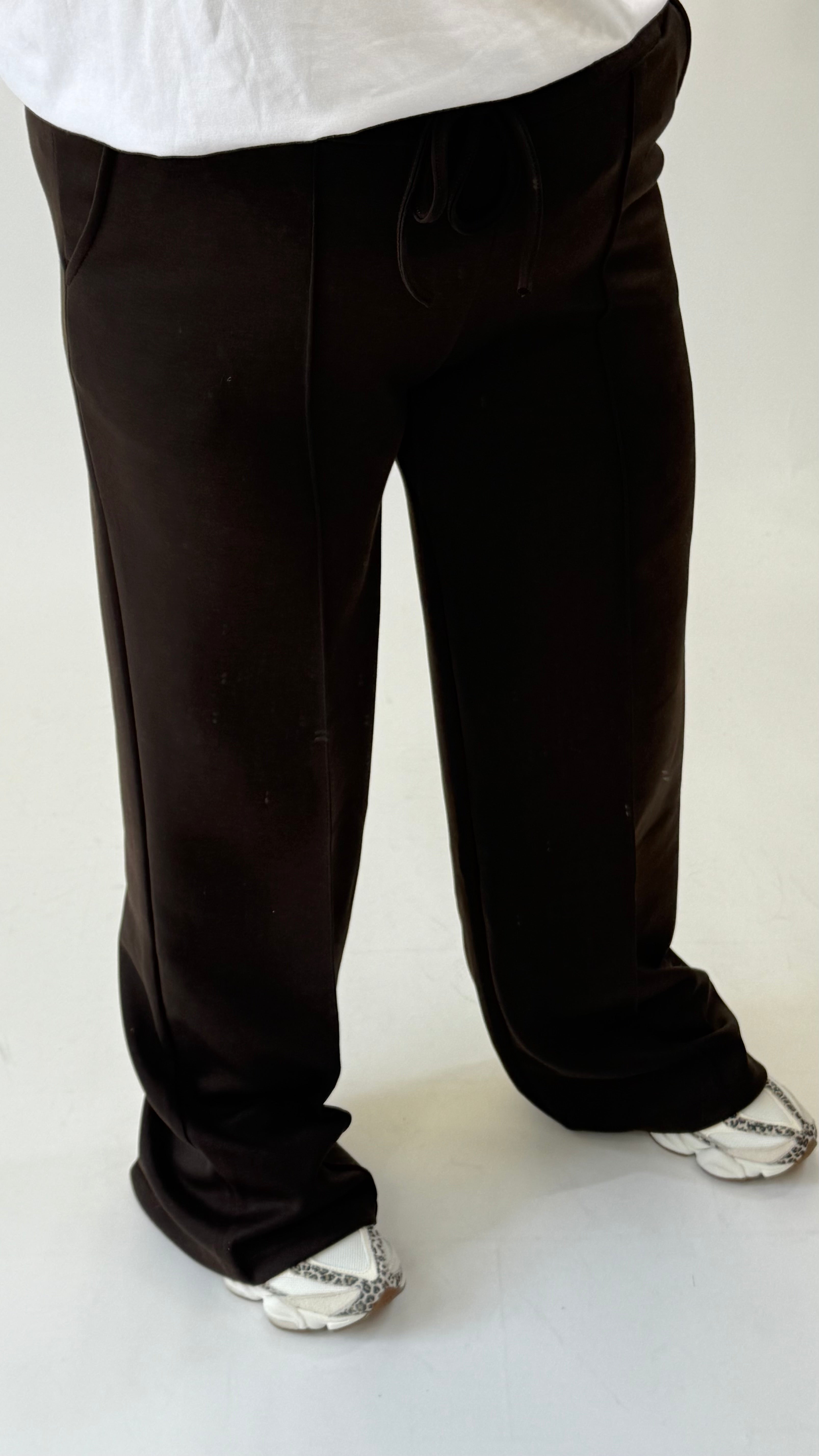 JOGGER-HOSE (40 B/M 48+) – 3 KLEID