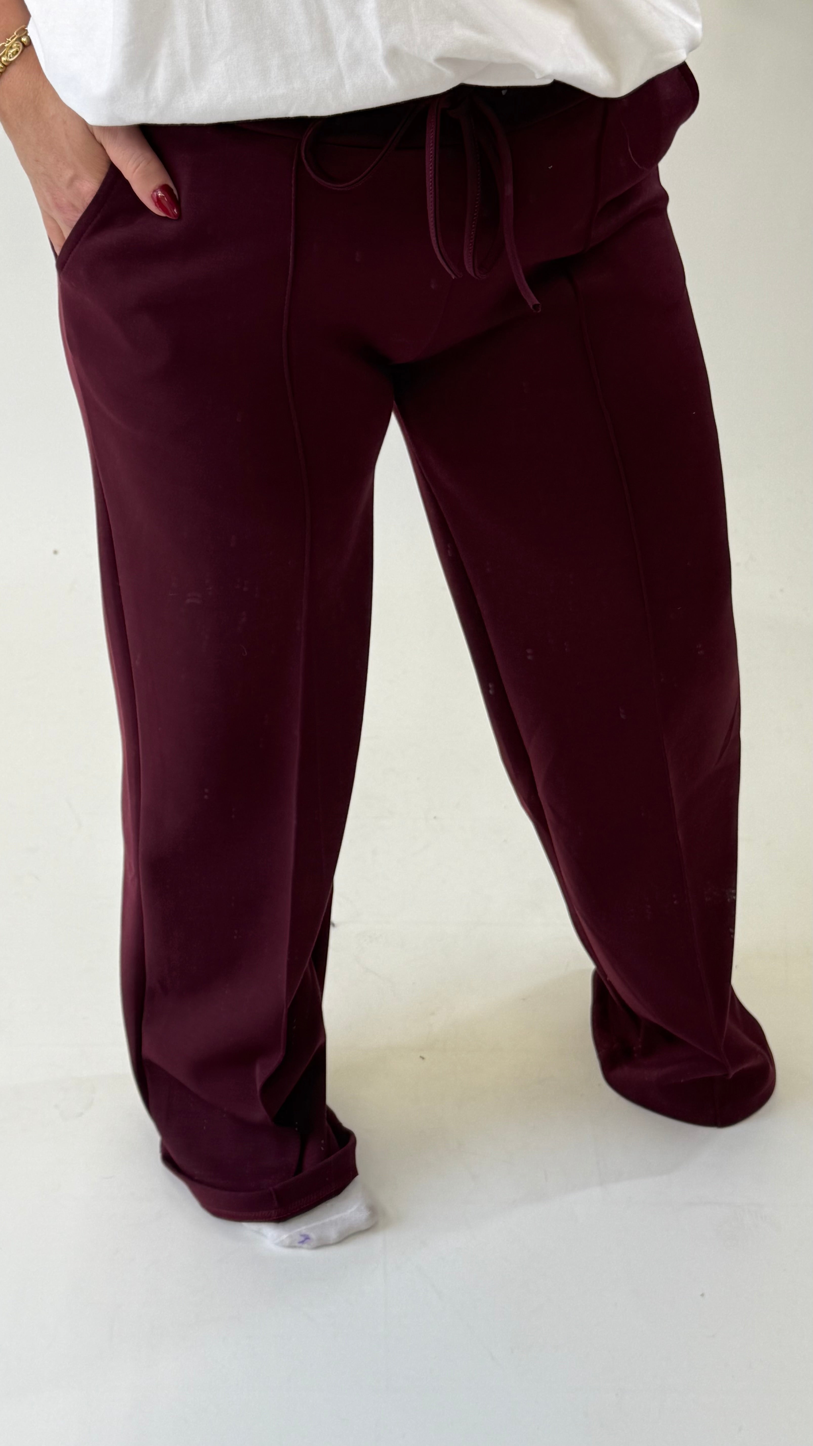 JOGGER-HOSE (40 B/M 48+) – 3 KLEID
