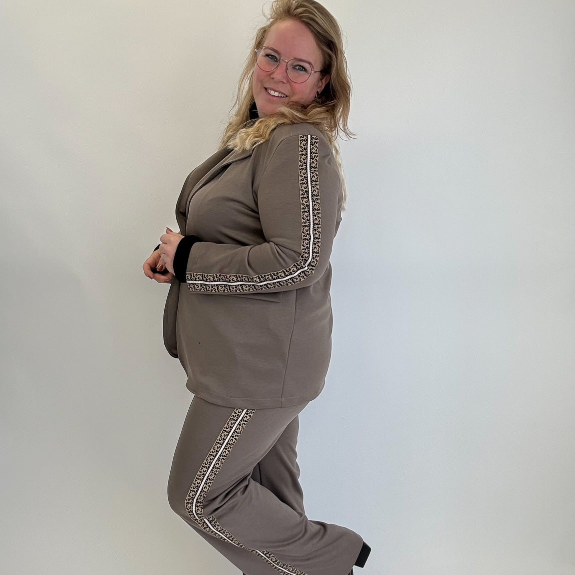 AVY 2-TEILIGES SET - 8 KLEINE