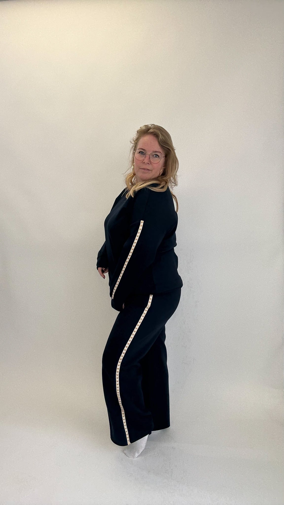 AVY 2-TEILIGES SET - 8 KLEINE