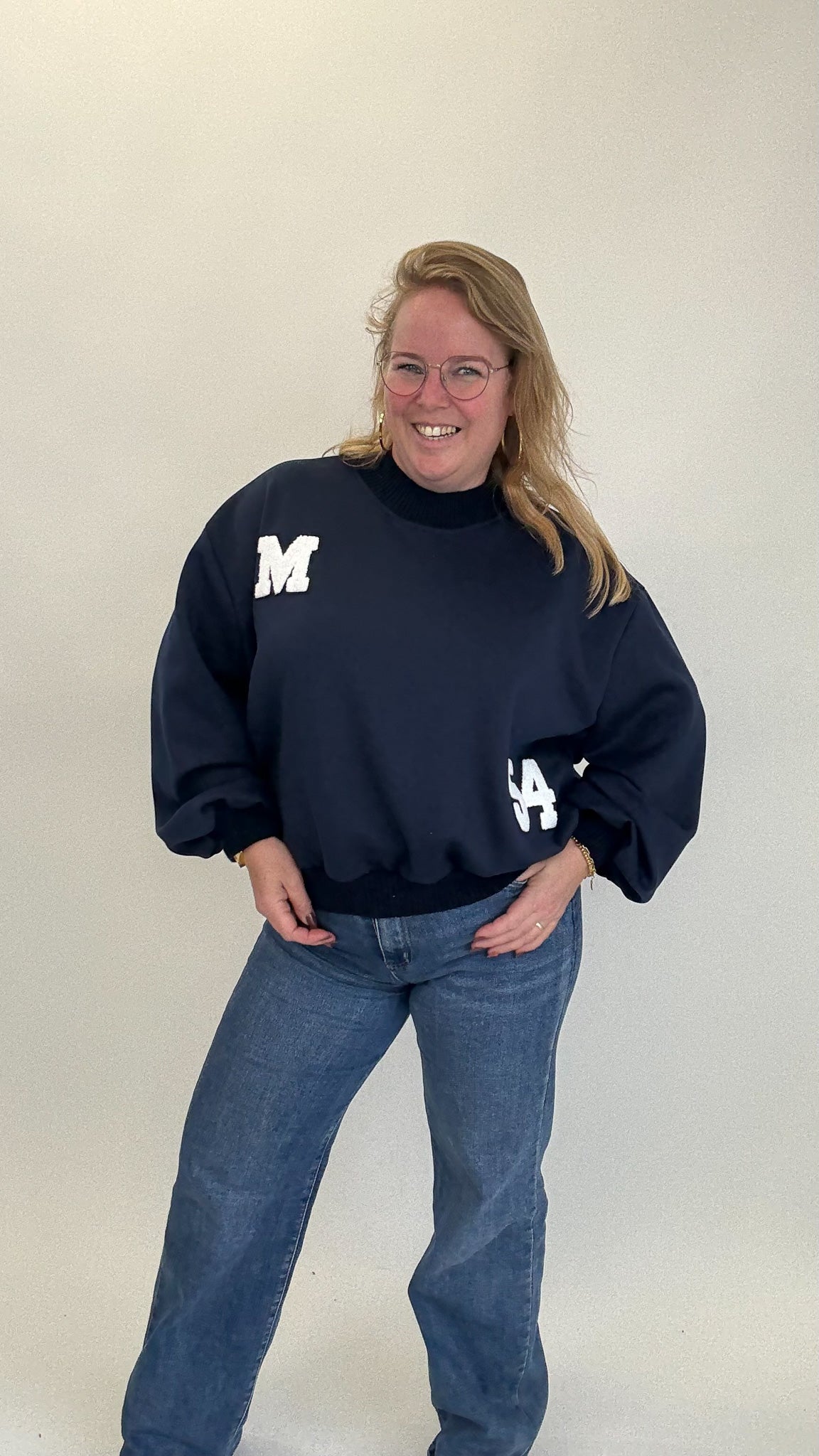 M 54 SWEATER