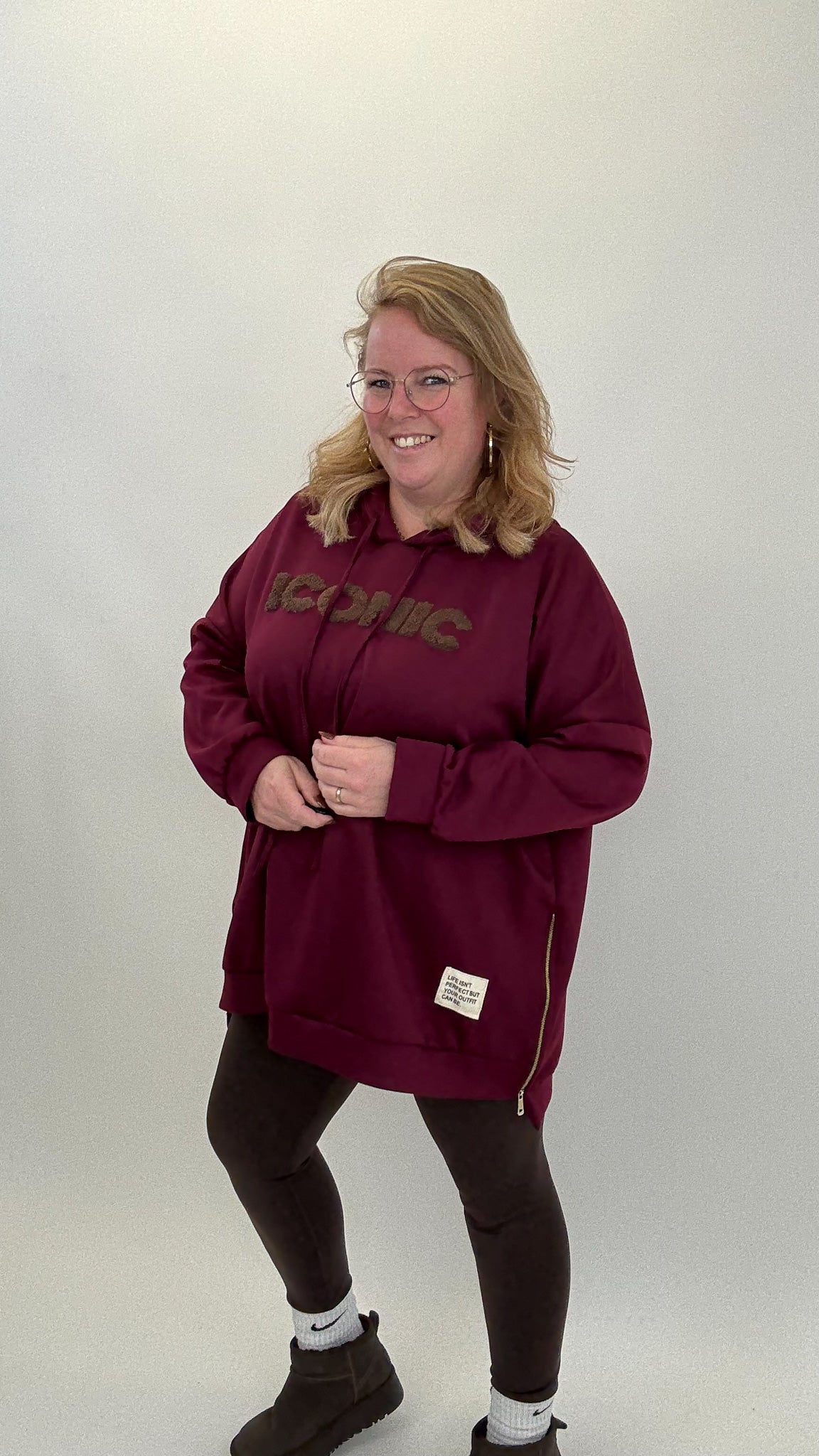 ICONIC HOODIE MET RITS - 1806