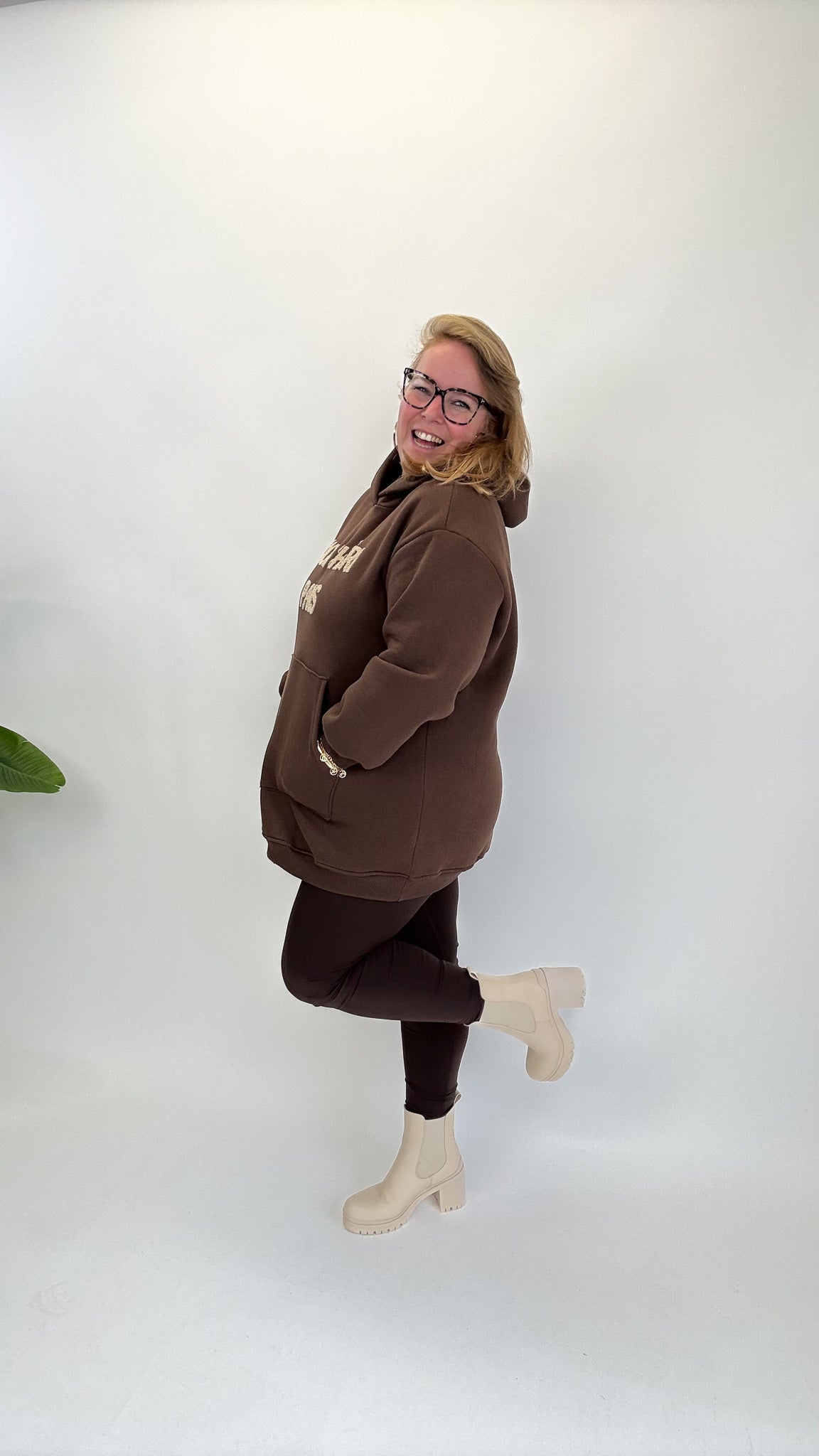 MON CHERIE HOODIE - 1819