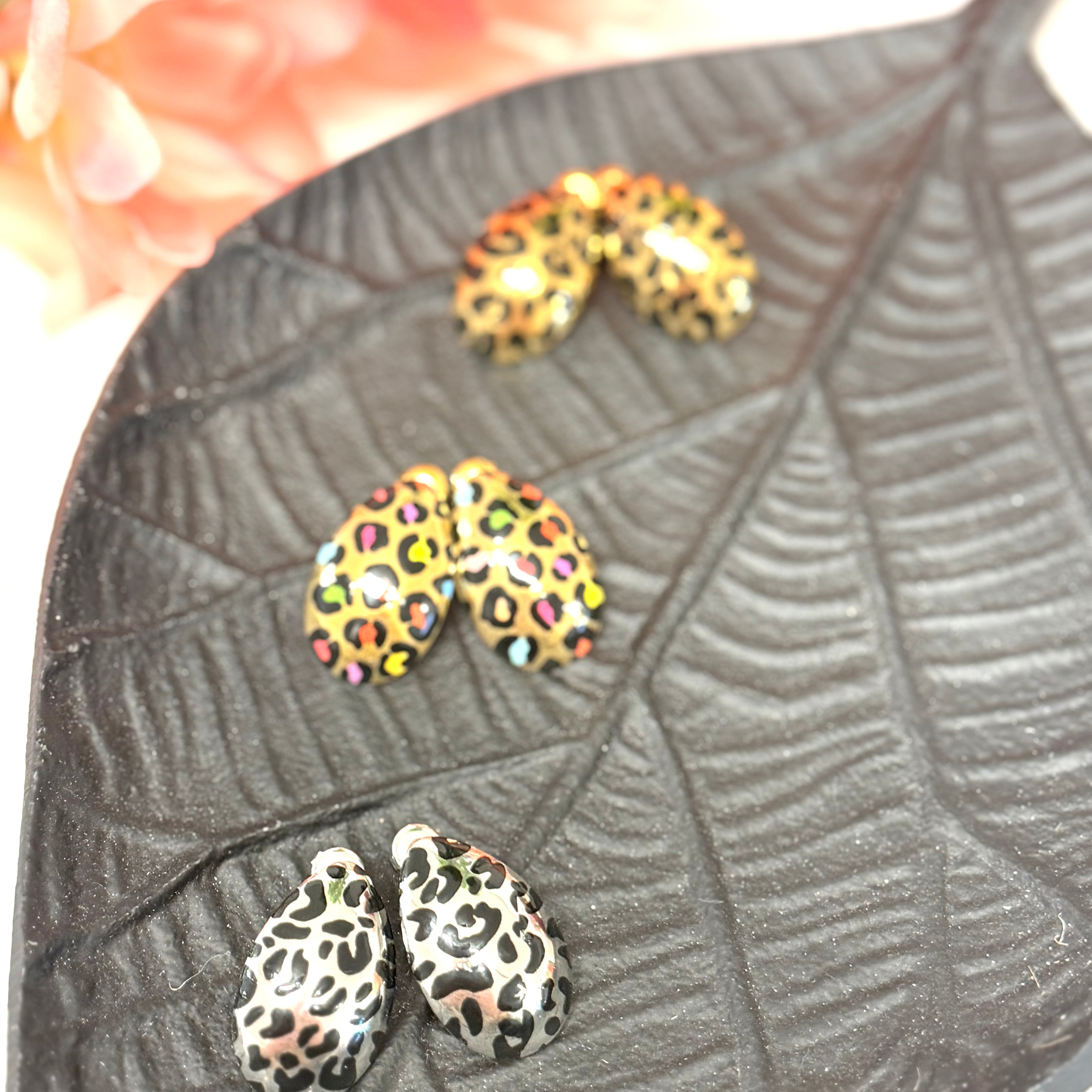 OVAALE STEINOHRRINGE - 2 KLAR