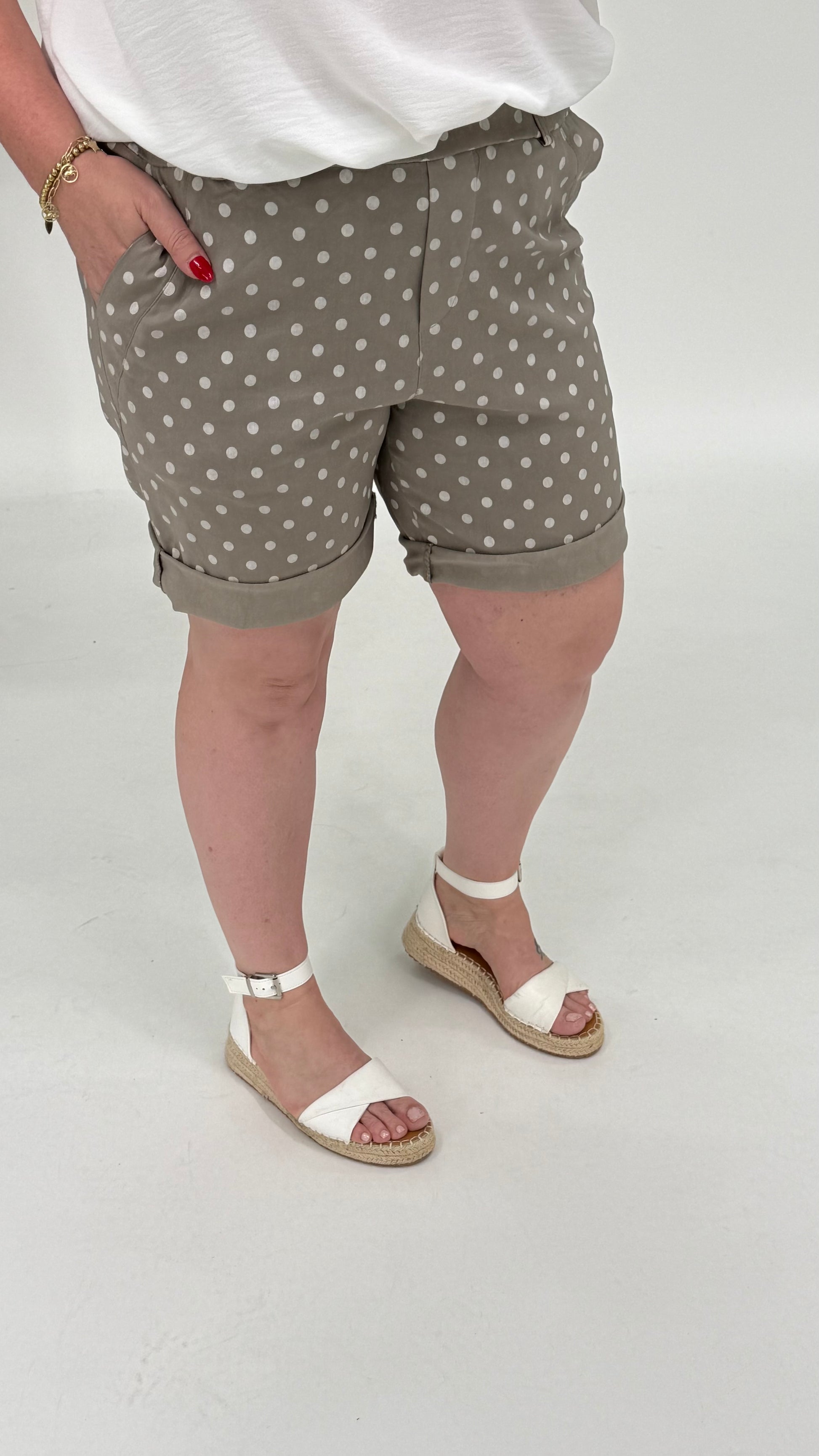 DOTS SHORT - 2090