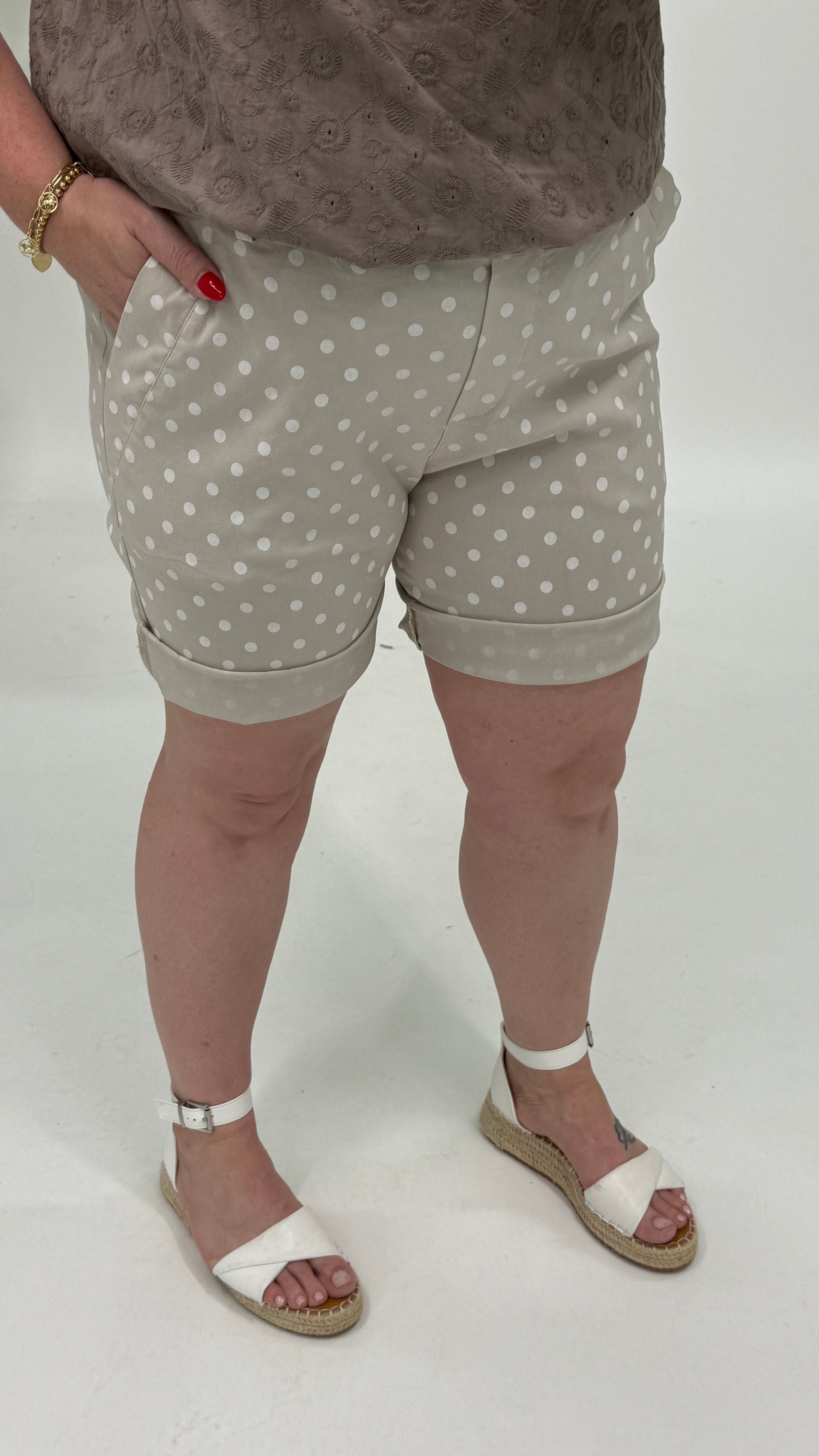 DOTS SHORT - 2090