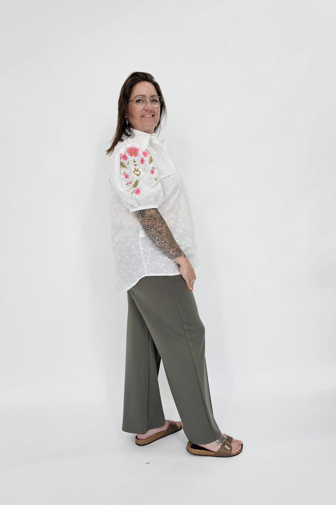 BRODERIE POFMOUW BLOUSE - 2082