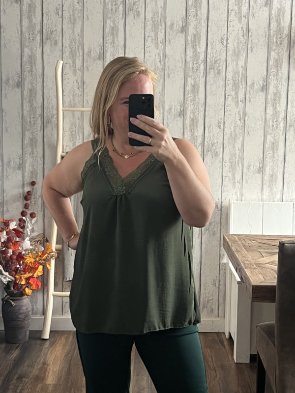 ESSIE TOP MIT SPITZE - 1288